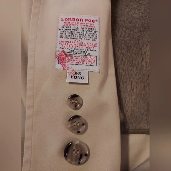 London Fog Vintage Beige Trench Coat With Removable Faux Fur Lining 48L NWOT - Picture 5 of 7